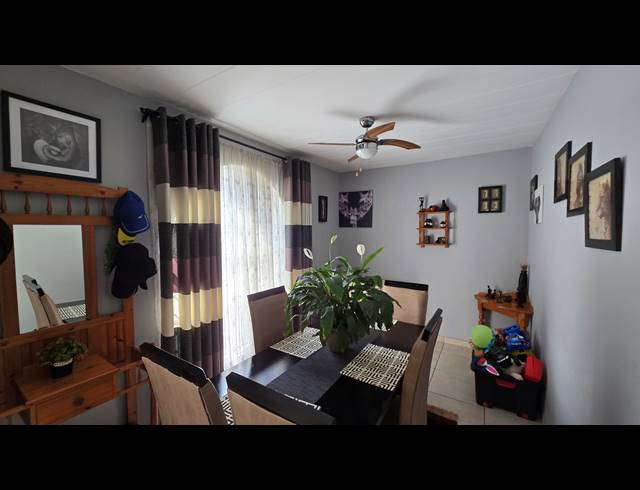 2 BEDROOM SECTIONAL TITLE FOR SALE IN SOUTH CREST